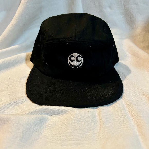 See See Motor Co. Black Five Panel Cap Hat White Smiley Logo 5 Panel Motorcycle - Picture 1 of 3
